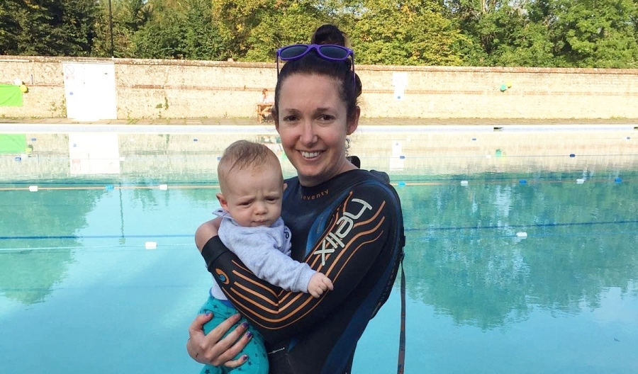 Exercise during and after pregnancy: the swimmer - Lazy Girl Running